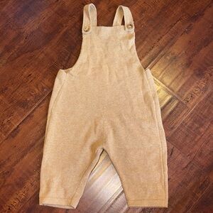 Zara baby Tan knit Kids Overalls